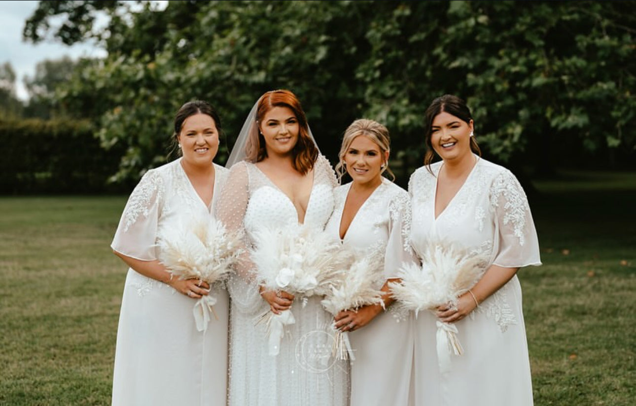 Small “Petite Luxe” Range