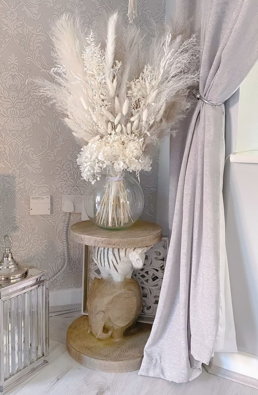 Premium Grey & White Bouquet