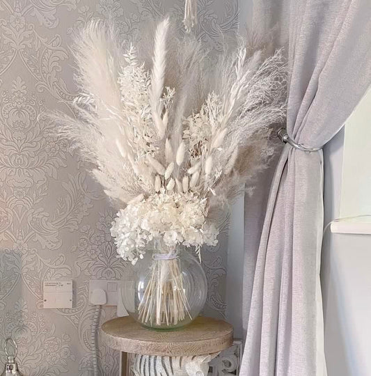 Premium Grey & White Bouquet