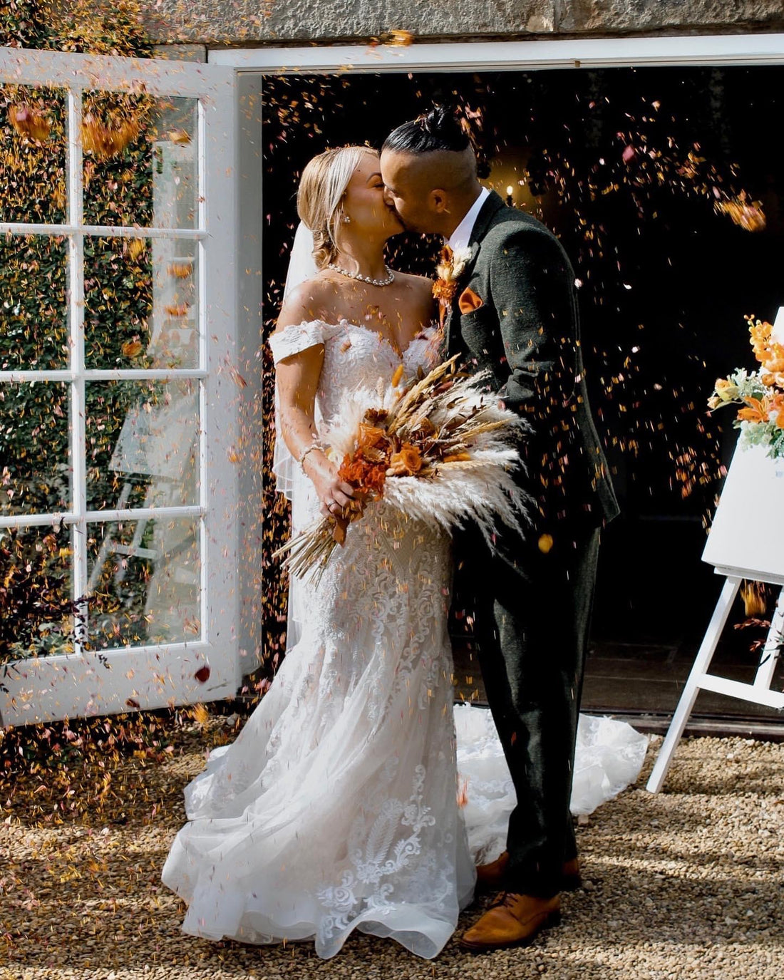 Pampas Grass Decor for Weddings: Embracing the beauty of Pampas